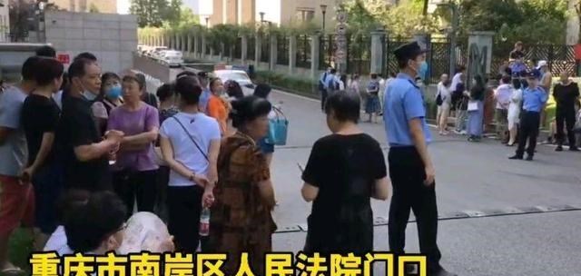张波 共同谋杀罪名成立，择日宣判：两幼童被生父扔下15楼一案初见结果