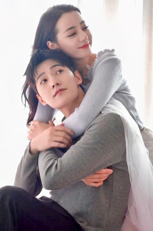 迪丽热巴|新剧才刚播，杨洋热巴便再迎新身份，看清是啥后：太有排面了！