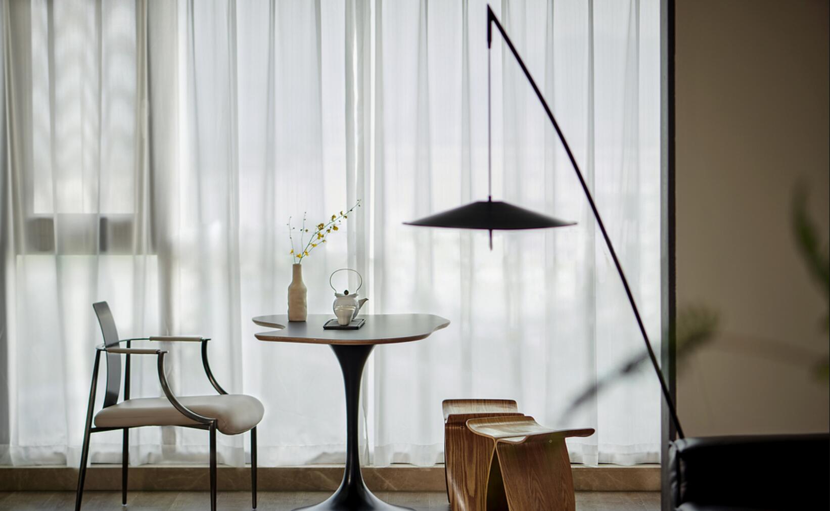 有过生活经历,才知道家里柜子越多越好,看她家,收纳多到爆