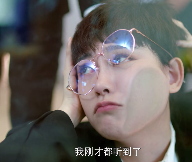 祝绪丹|祝绪丹新剧遭辣评:职场剧女扮男装,粗眼线加咬唇妆,扮了个寂寞