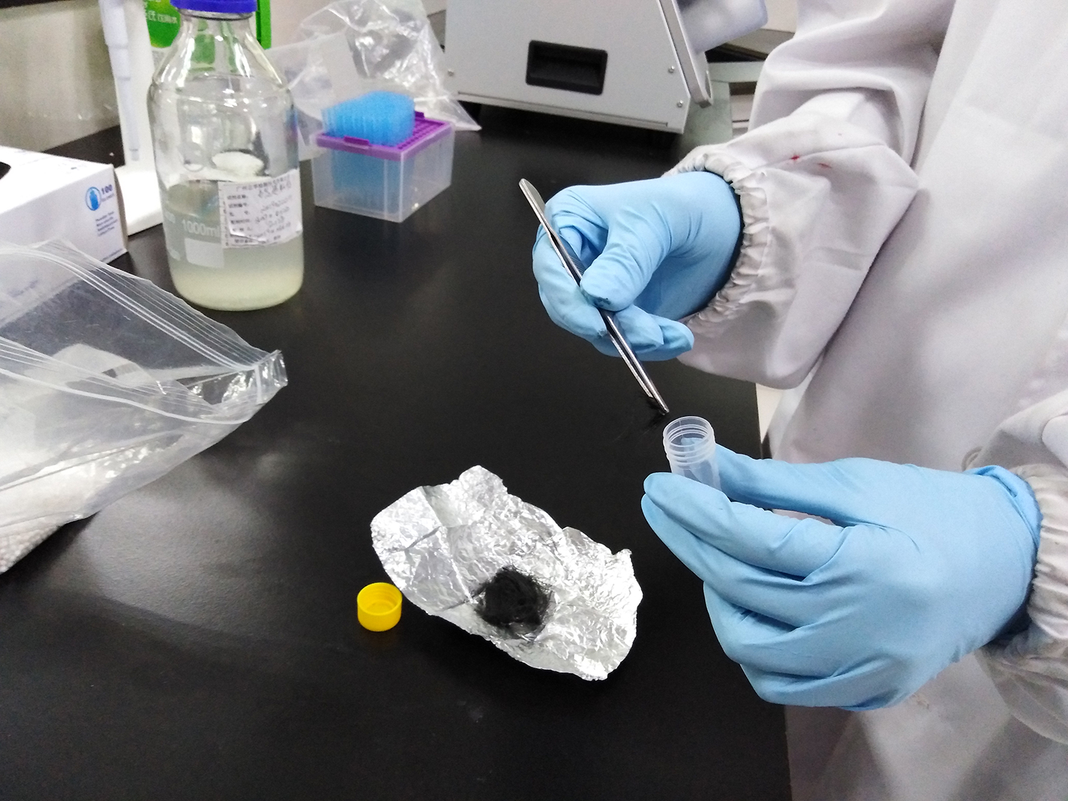 医生|烫发，染发对毛发验毒有没有影响？