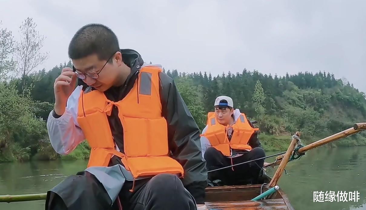 奥特曼|有史以来超搞笑的一期，活宝嘉宾乱入《向往的生活》，奥特曼现身