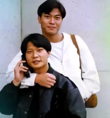 印小天|偷拍30女裙底、两婚两度偷食、……一代功夫巨星洗白了？