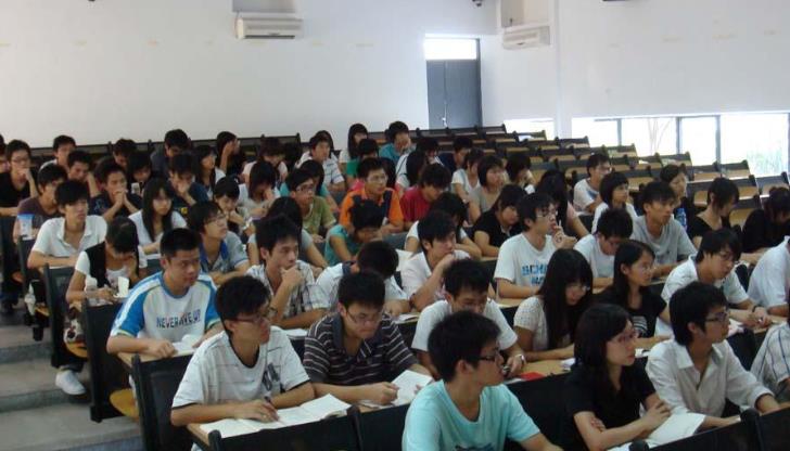 国产车|找工作要擦亮眼，这3类工作看似是“铁饭碗”，实则是“临时工”