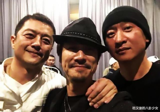 王菲|王菲全家聚会曝光，李嫣不再刻意遮挡嘴巴，窦靖童变“时尚怪咖”