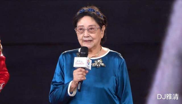 陈伟霆|22位老艺术家近照，平均年龄近90岁，真正的年轻，不在脸上，而是在心里