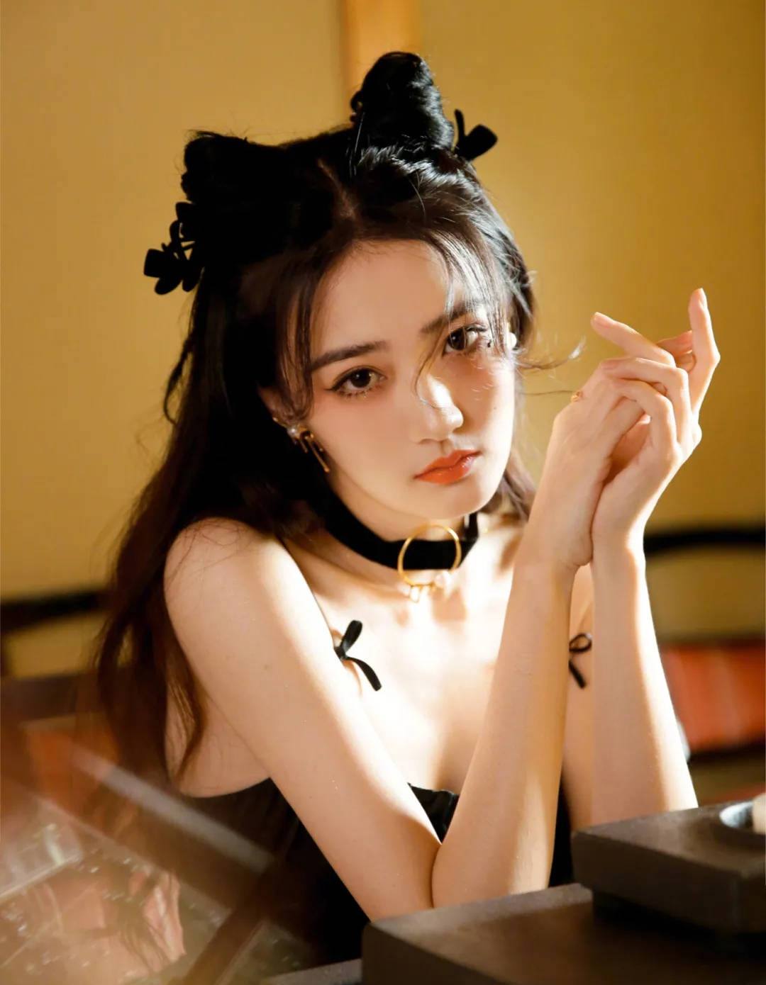 穿衣搭配|徐璐从穿搭到发型再到妆容,时尚高级很有特色,你爱了吗