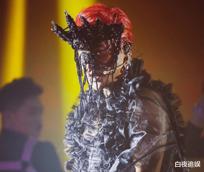 陈志朋|50岁陈志朋被指撞脸张国荣，减肥后不穿奇装怪服，连路人都说帅