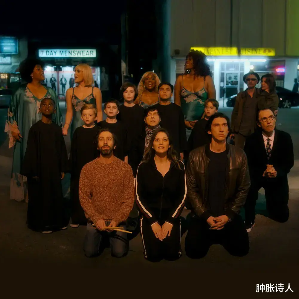 玛丽昂·歌迪亚|「被物化」的木制人偶