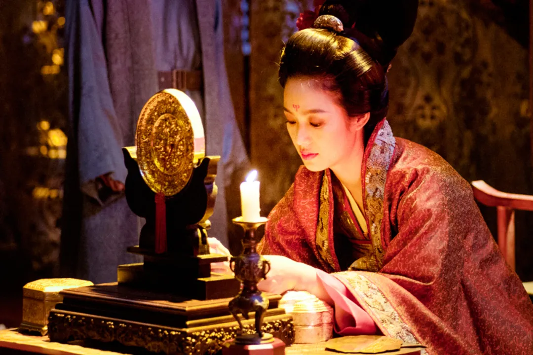 周韵|刘晓庆和宁静都留不住的“浪子”，为何被一个“悍妇”牢牢拴住？