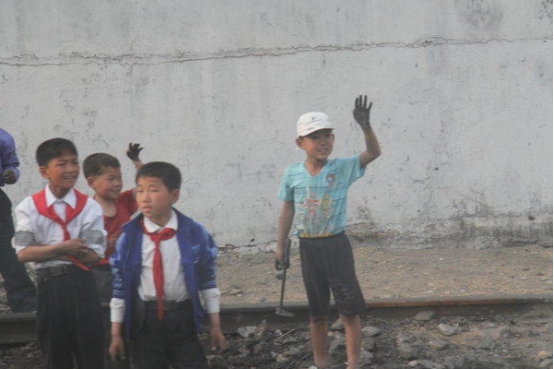 朝鮮為什麼總被人看不起？其實這些方面做得很好，人窮志不窮-圖2