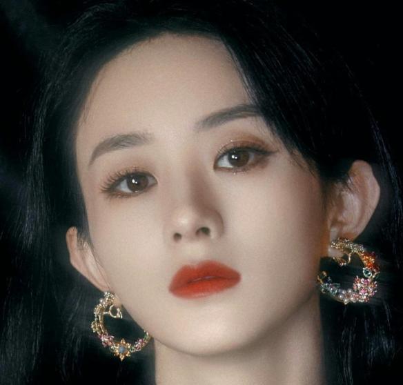 冯绍峰|结婚两年，赵丽颖冯绍峰又同一时间分享“喜事”，想想也太幸福了