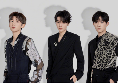 春晚|2022年春晚参加人员疑曝出,一月底开始彩排,肖战成龙冯巩均在列