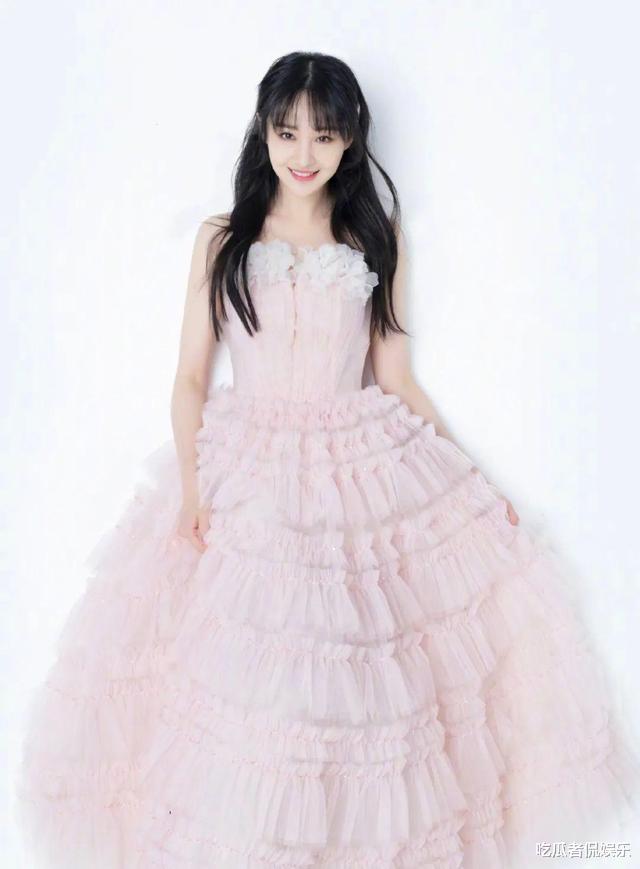 郑爽|郑爽又钻法律空子？官媒揭露背后真相，上亿豪宅卖不出遭各方索赔