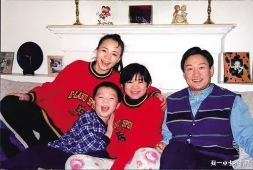 英达|宋丹丹英达离婚24年，俩儿子同父不同命，一个创造历史，一个被批反面教材