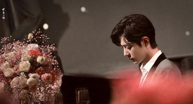 肖战|肖战新综艺有消息了，如果搭档“老朋友”，是否有新的火花