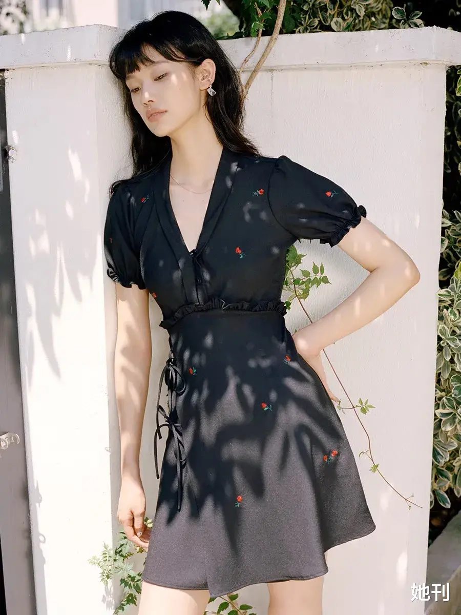 她刊|女明星最爱的百元淘宝店，周雨彤宋妍霏都在穿