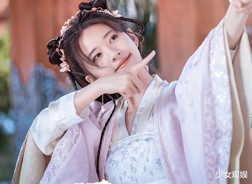 赵露思|《国子监》来袭，本冲着三大监生追剧，却被“校花”赵露思惊艳了