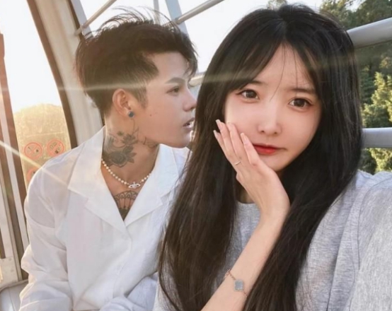 李谷一|套路璐分手后变身名媛，妆容精致被殷世航土味表白，这谁受得了？