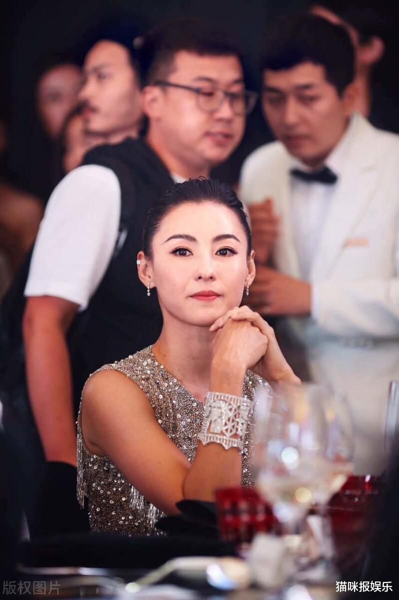 御姐|41岁张柏芝彻底告别谢霆锋!新恋情曝光,公开表示三胎太少了