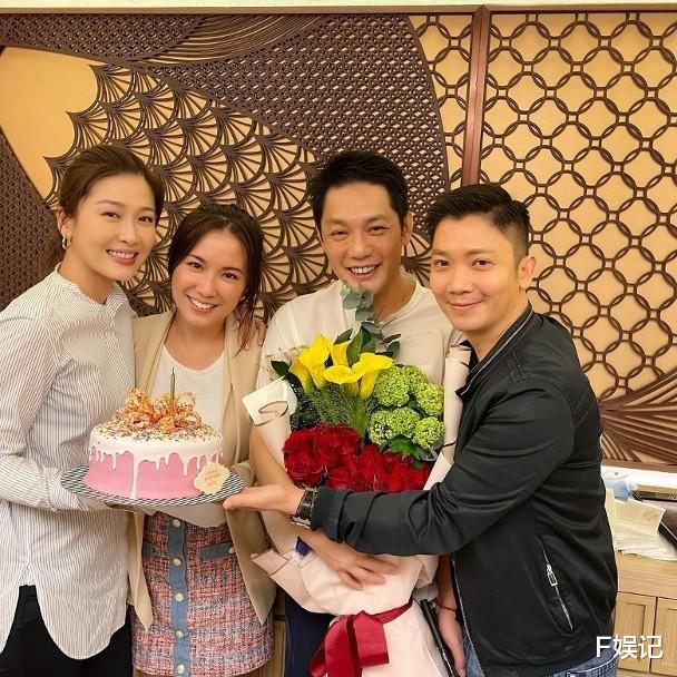 周丽淇|周丽淇复工前陪儿子玩耍享亲子时光 罕见晒与儿子的温馨母子合影