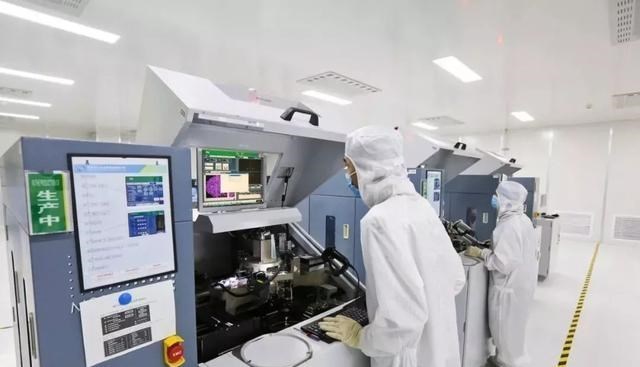 童书小窝|国产半导体设备接连突破，覆盖28nm至14nm，中国芯迎来黄金时期