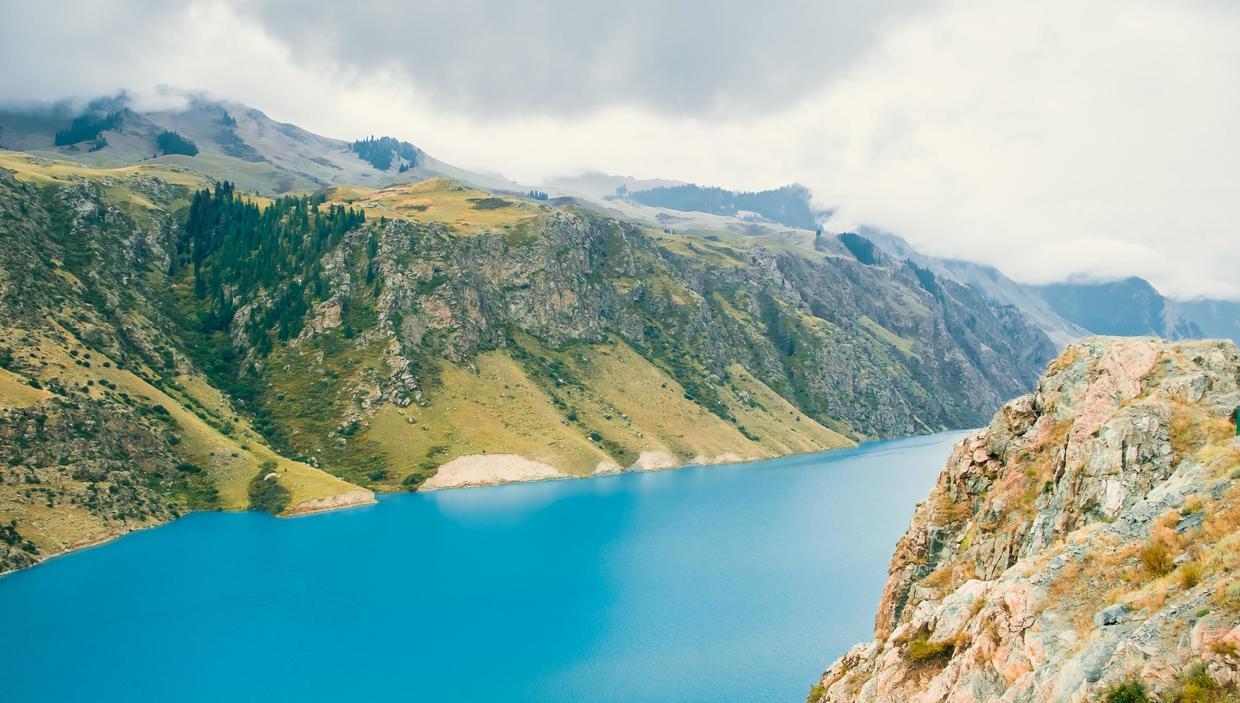 奶球妈咪聊|北疆边境沙漠有一个湖泊，南疆一湖与其同名，你去过吗？