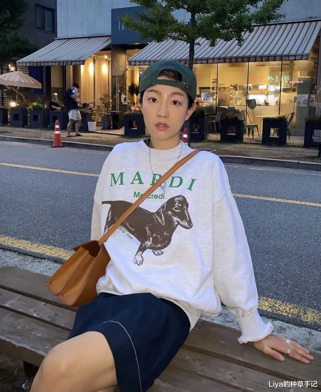 Liya的种草手记 秋冬这样穿卫衣，丑爆了！