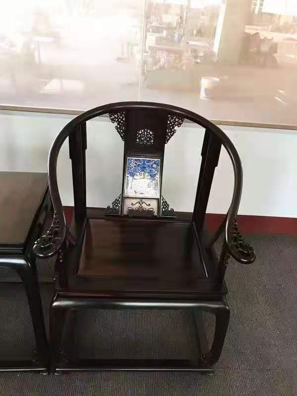 小王话红木|明清家具托泥构件不是“拖泥带水”，更不是累赘！
