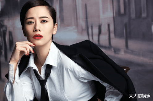 海清|海清，为女演员出头被批低情商，拒绝潜规则，她的底气来自于家族