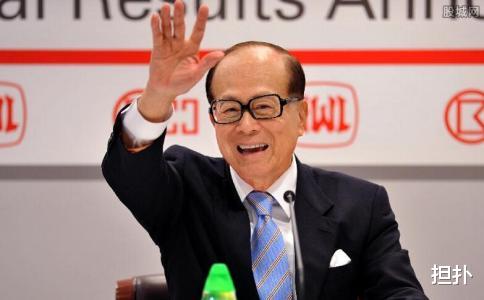 李嘉诚|房产出租年赚60多亿，还有100多架飞机出租，每年还可再赚20多亿