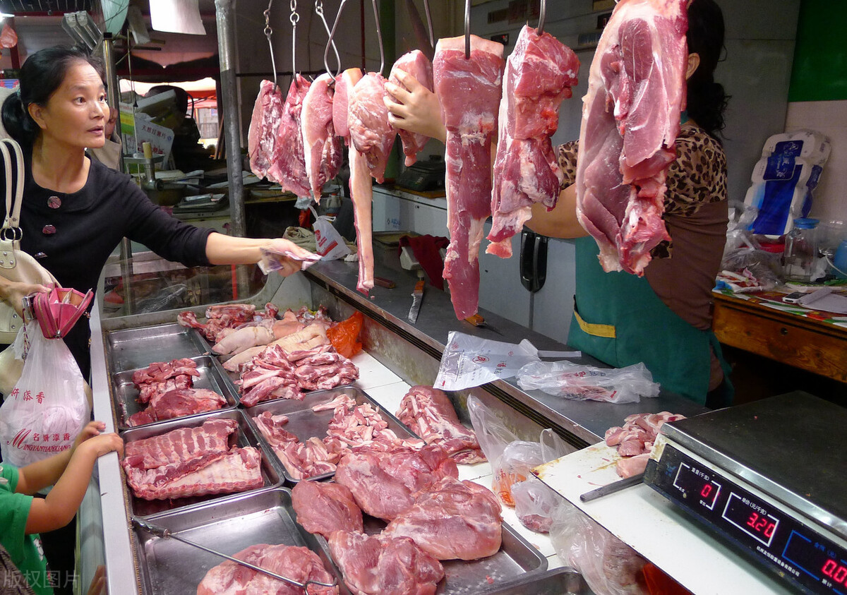 猪肉 猪肉触底，跌到“1字头”，大跌潮后能重回10元吗？养猪户心慌