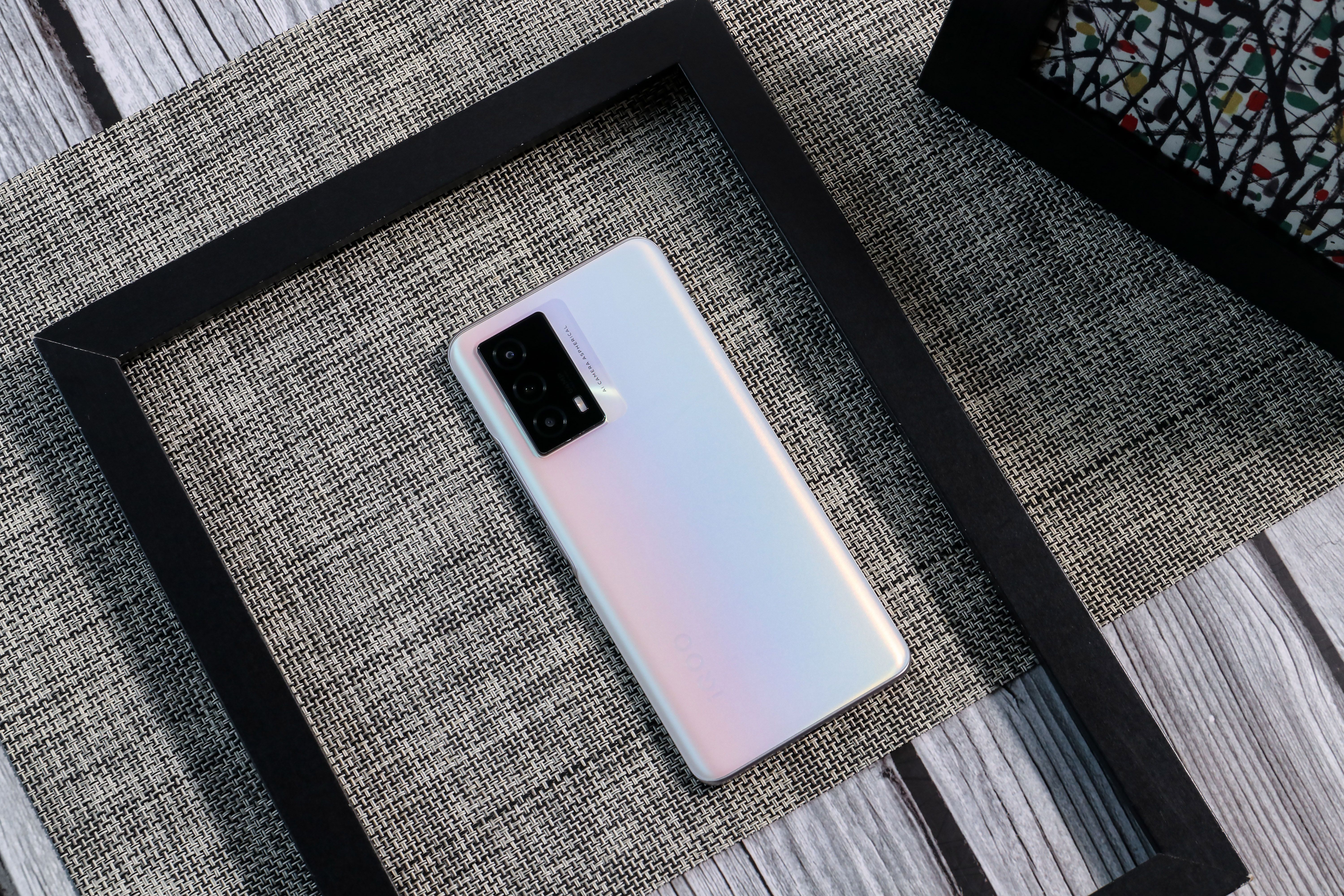 iqoo|iQOO Z5性能有多强？获中端机性能榜第一，实测表现佳