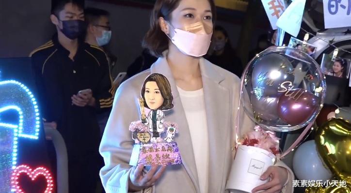 钟嘉欣|钟嘉欣回应错失最佳女主角,一番话圈粉无数,得不到也会继续努力