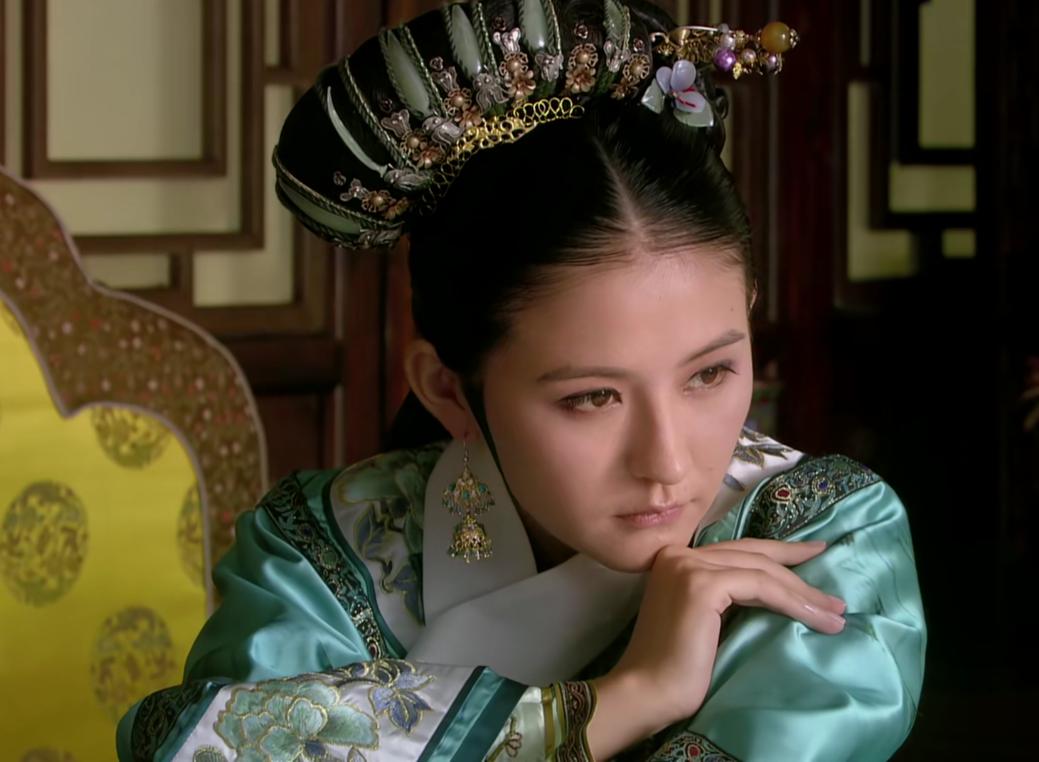 甄嬛|叶澜依孤洁：为何要用“弄脏自己”的方式复仇？你看甄嬛说了啥？