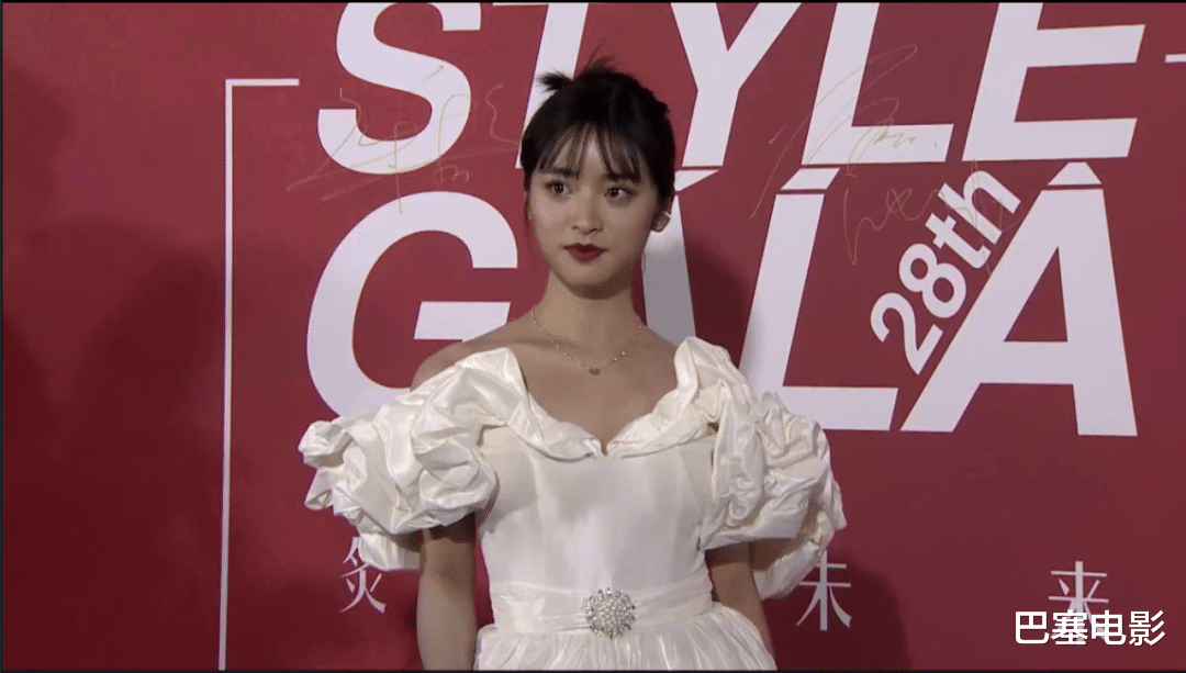 娱乐圈|只有脸能看？娱乐圈身材跟不上颜值的女明星，太“虐”了