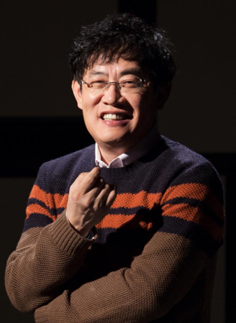 李京奎|他用“翻白眼”打开局面，韩国综艺大师李京奎的豪华别墅来之不易