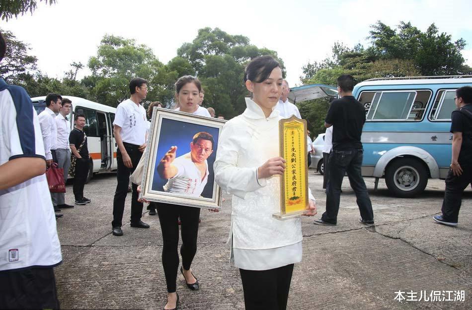 刘家良|凄凉的刘家班：刘家良去世前原谅妻子，刘家辉在病床上挣扎9年