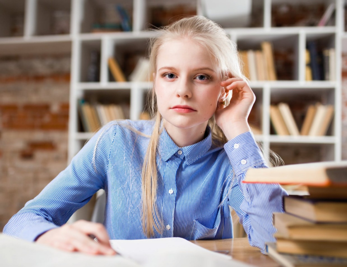 蔷薇妈妈育儿记|清华学霸妈妈坦言:孩子学习别逼迫,小学六年这6件事最关键