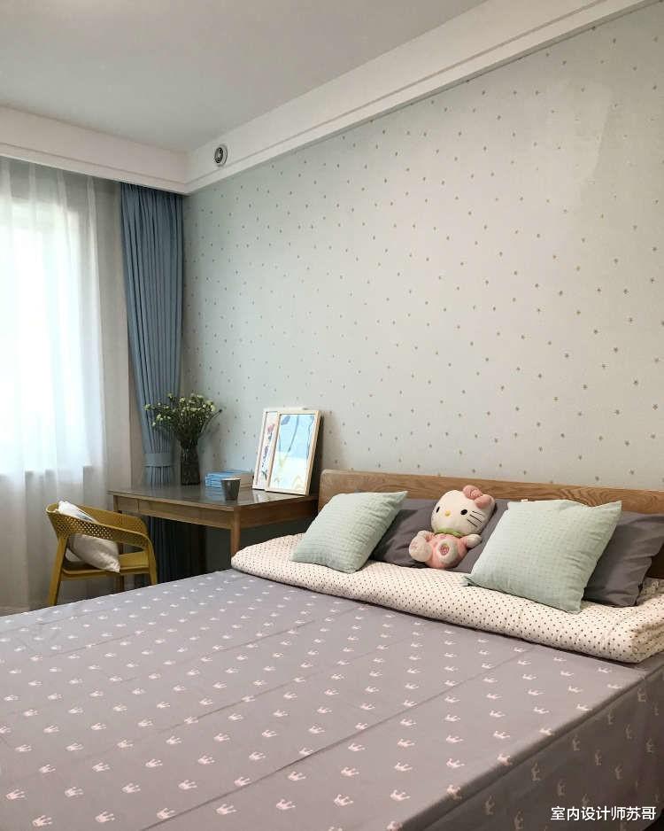 用北欧风重塑三居室,用绿色做点缀,展现出生活的新意和浪漫