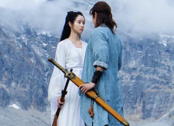 花匠小美|《神雕侠侣》翻拍，文淇扮演郭襄，新版郭芙李莫愁又飒又美