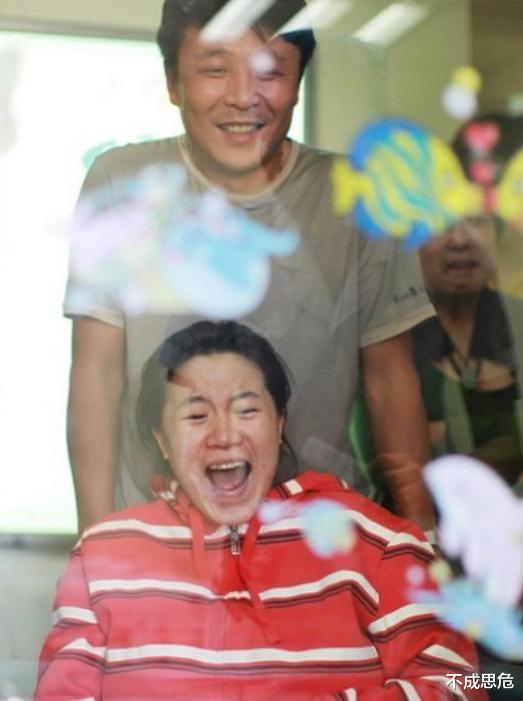 王楠|王楠：癌癥16年丈夫不離不棄，40歲生2胎，風光背后有淚水