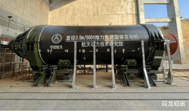 性能远超美国?中国载人火箭技术重大突破,中国人登月指日可待