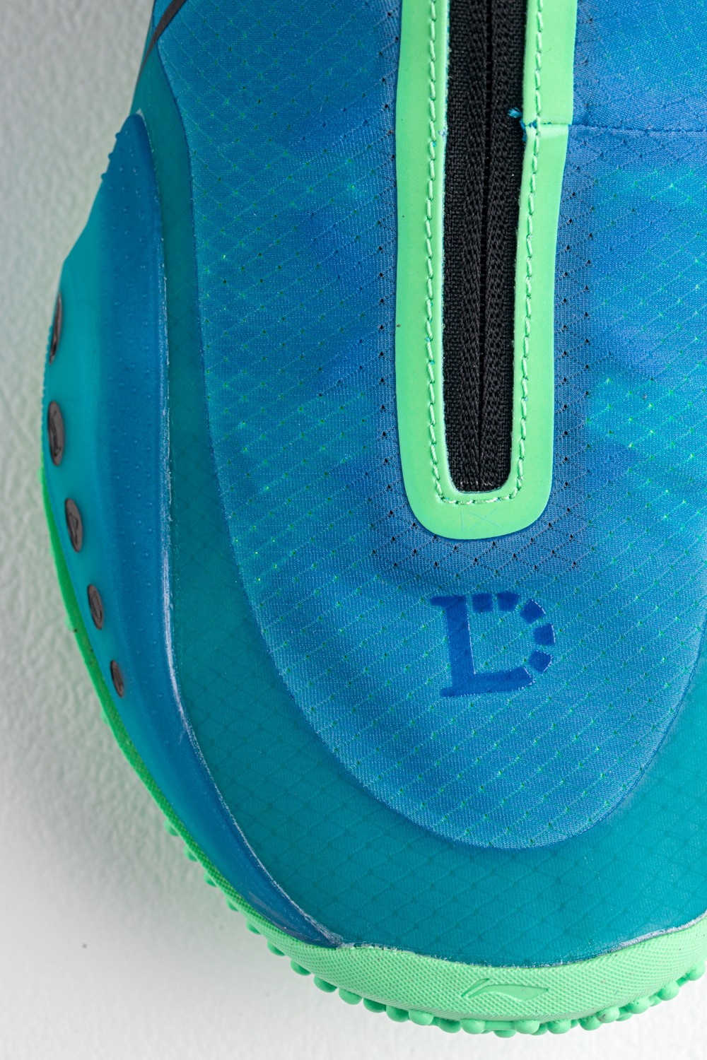 FLIGHTCLUB中文站|冷血杀手必备！韦德之道9新配色即将登场！渐变设计太帅了！