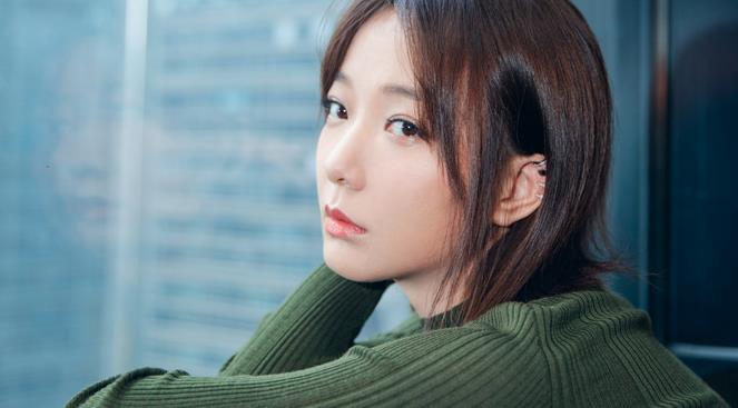 情话屋 被曝拖欠农民工工资!王珞丹发文回应,却未对别墅违建作出说明