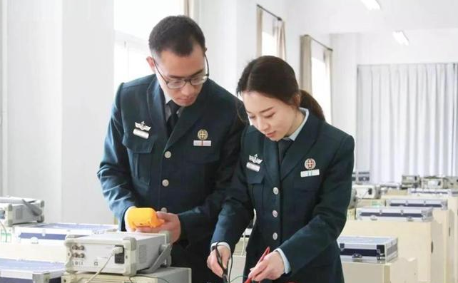 教师|“铁饭碗”职业满意度排行榜出炉,榜首实至名归,了解的人却不多