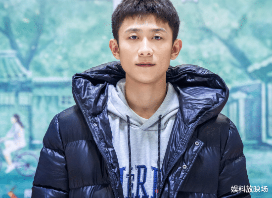 小燕子|张一山终于不再低调，携青春励志剧强势来袭，女主人选大有来头