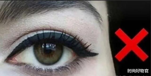 化妆|讲真的，女生出门一定别这个样子化妆，不仅尴尬还显丑