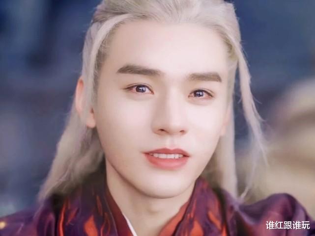 龚俊|龚俊和《创4》选手同框！高赞评论：演员就是比爱豆好看？