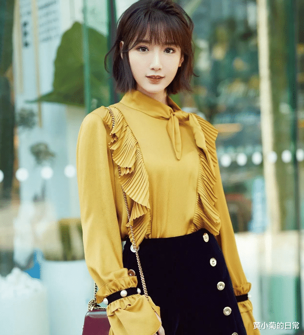 黄小菊的日常|33岁毛晓彤演技炸裂,“分享”的防晒霜便宜好用,打着灯笼也难得